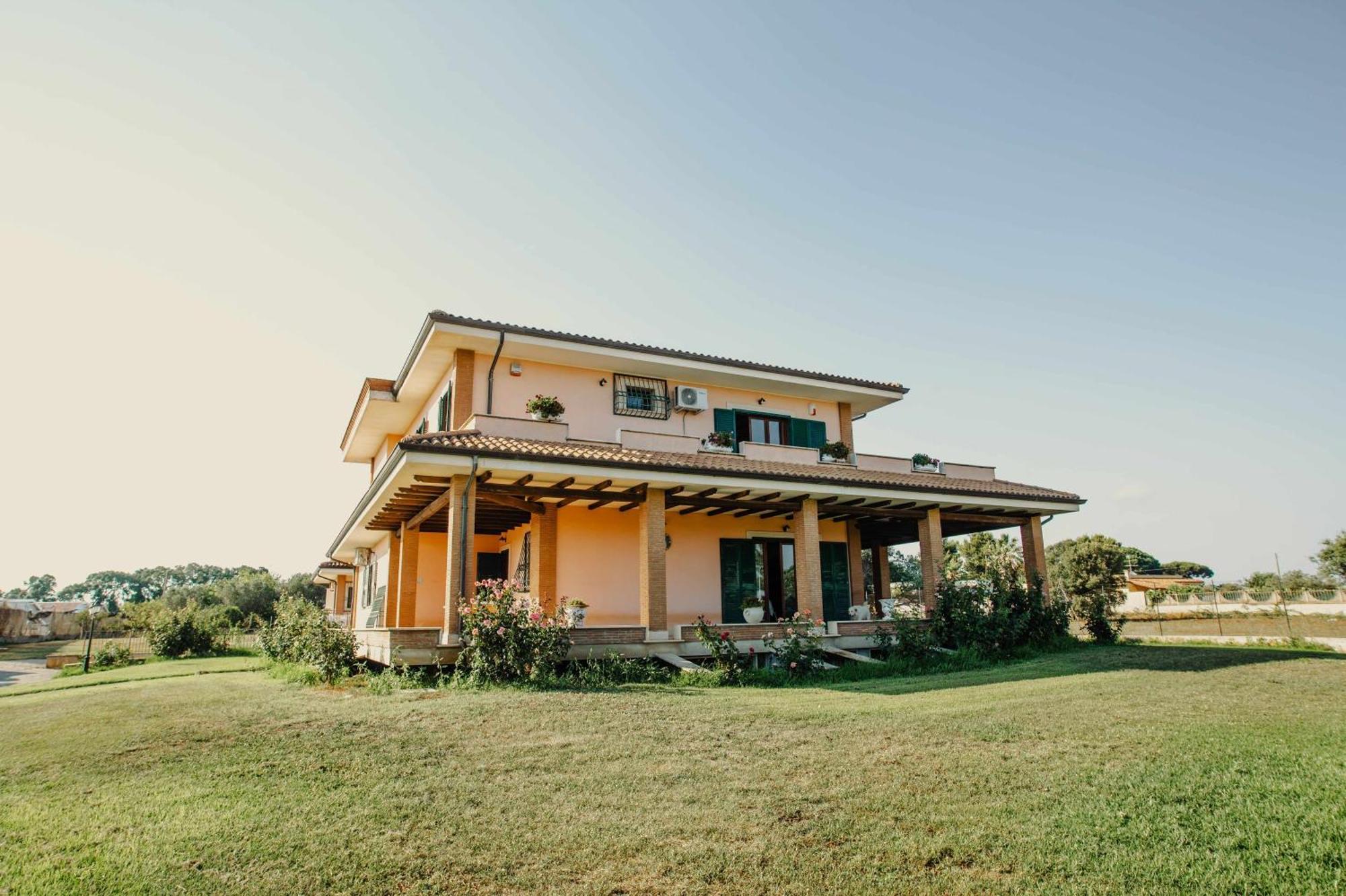 Bed And Breakfast Villa Romano Anzio Cameră foto